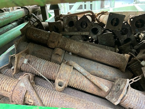 Size trench strut - 1,